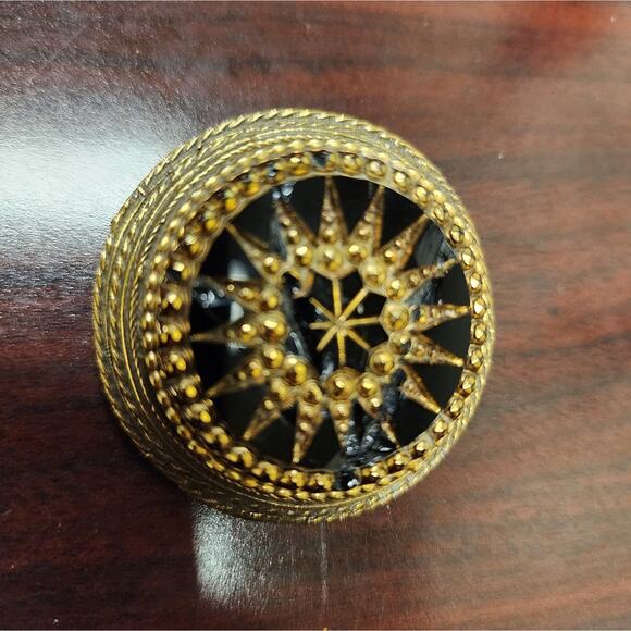 Vintage Robert Black Glass and Gold Metal Brooch/Pendant - Picture 9 of 11